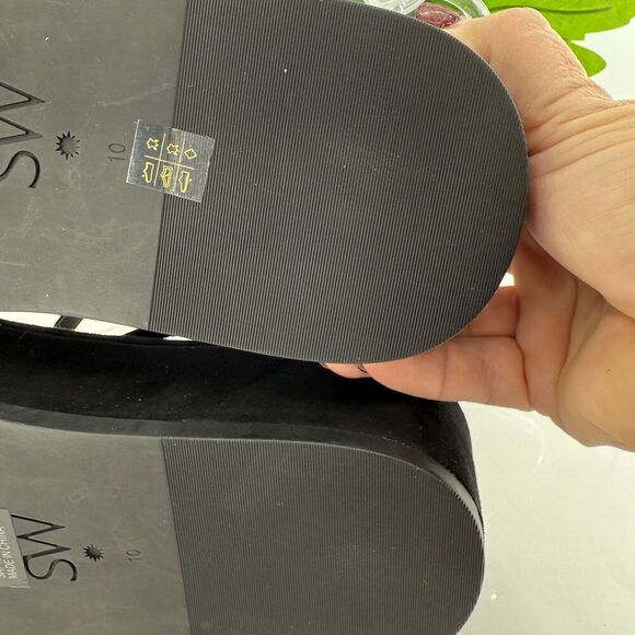 Stuart Weitzman Summerlift Platform Strappy Sandal Round Toe Black Size 10 Flat - Picture 14 of 16